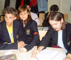 Elevii de la Colegiul Național “Ștefan cel Mare” sînt în grevă japoneză