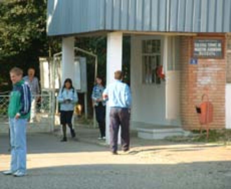 Doar 20% din școlile din județul Suceava au paza asigurată Doar 20% din școlile din județul Suceava au paza asigurată