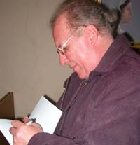 O seară de iarnă încălzită de căldura prieteniei