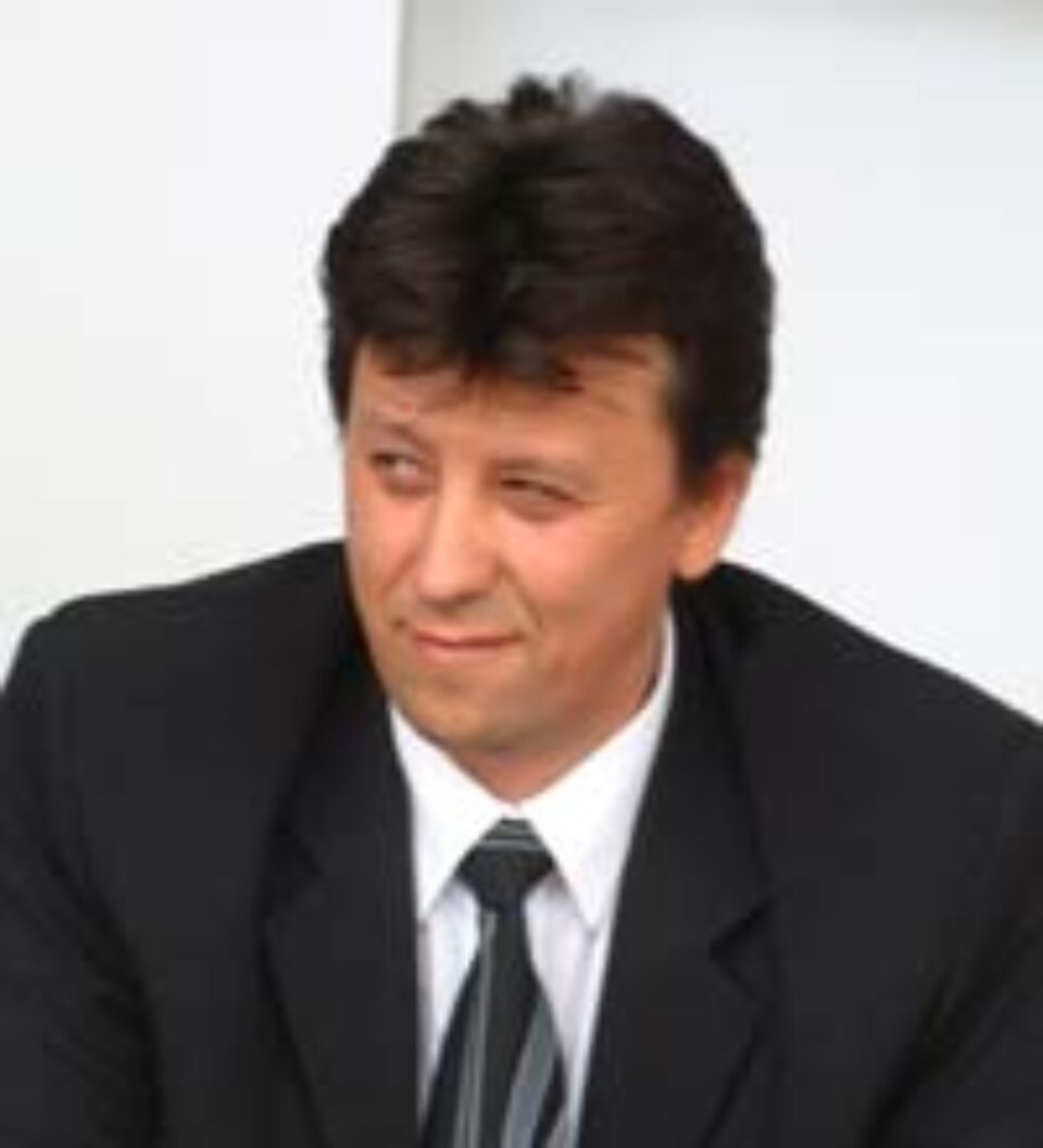 Șeful serviciului de control fiscal din cadrul DGFP Suceava, dat afară pentru că era patronul unei societăți comerciale