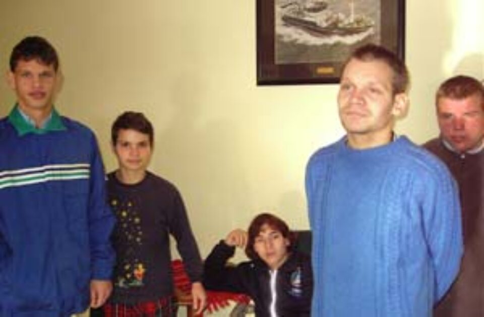 Fosti pacienti ai spitalului Siret azi beneficiari ai Fundatiei "O noua viata"