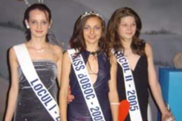 Atmosferă incendiară cu Trupa „Impact” la Balul Bobocilor 2005 – Colegiul Tehnic „Petru Mușat”