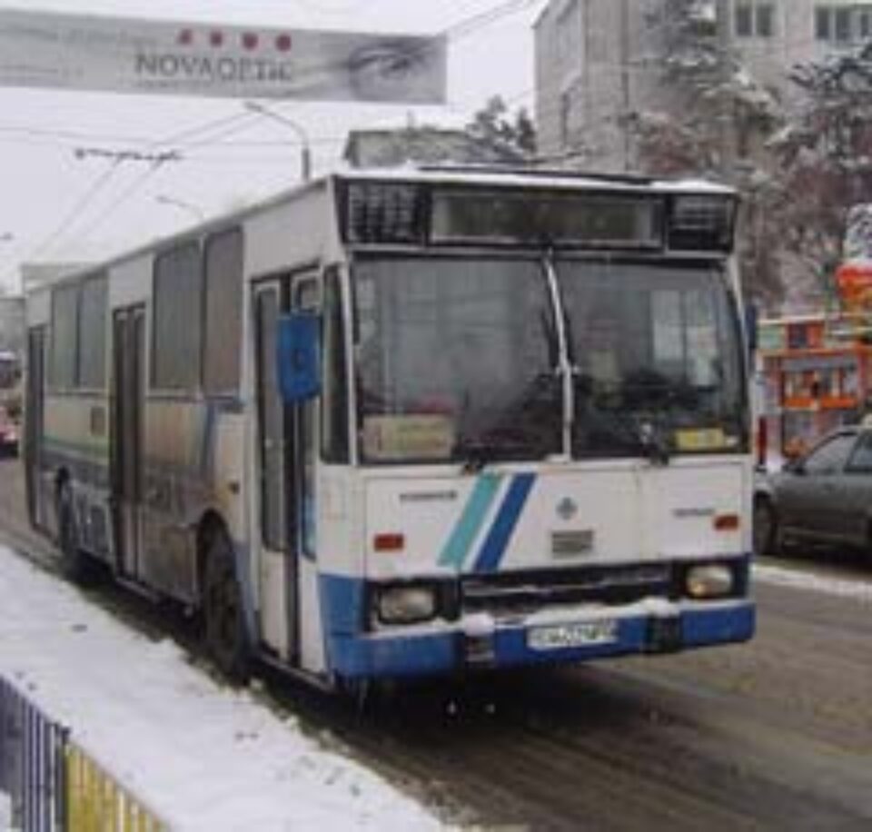 Autobuzele TPL vor circula cu program redus în Ajun și în a doua zi de Crăciun Autobuzele TPL vor circula cu program redus în Ajun și în a doua zi de Crăciun