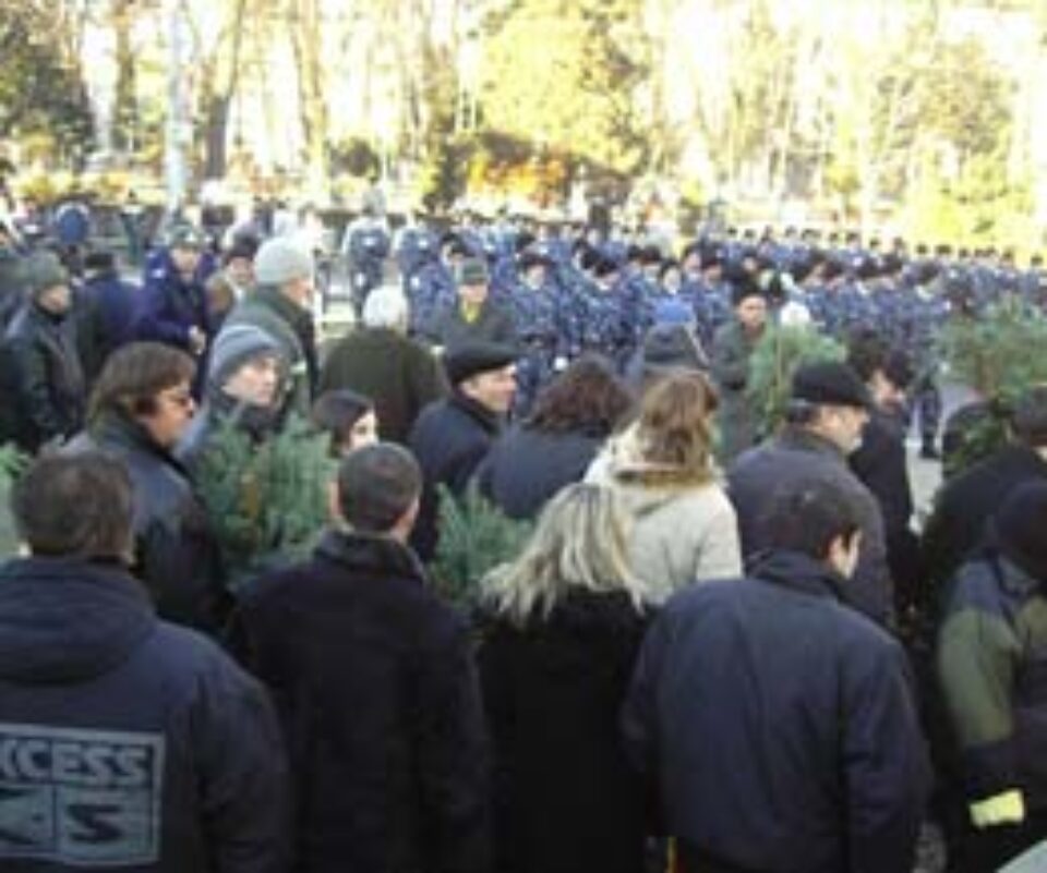 Eroii Revoluției din decembrie 1989, comemorați ieri și la Suceava