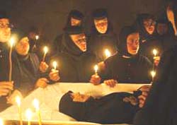 Măicuța Irina Cornici - ucisă nu în bătaie, ci de adrenalina injectată de medicul de la ambulanță