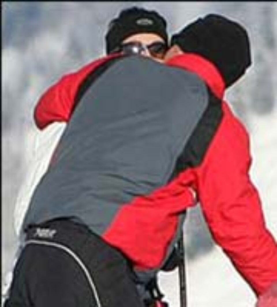 Prințul William a fost surprins sărutându-și iubita în public Prințul William a fost surprins sărutându-și iubita în public