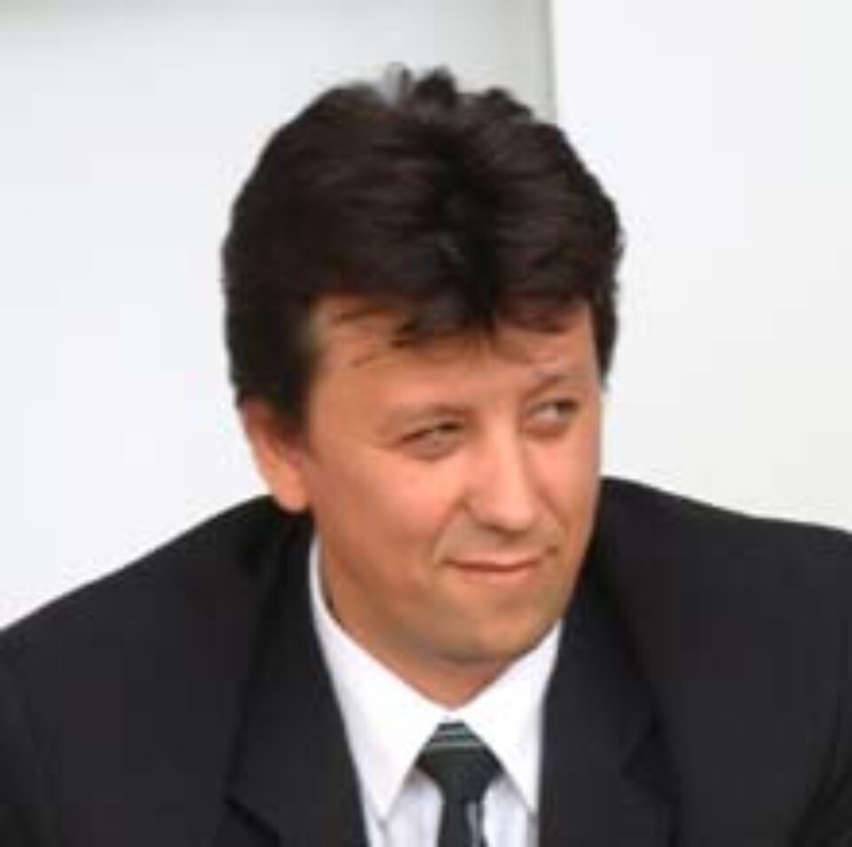 Contribuțiile la asigurările sociale vor fi colectate de Direcția de Finanțe din 2007 Contribuțiile la asigurările sociale vor fi colectate de Direcția de Finanțe din 2007