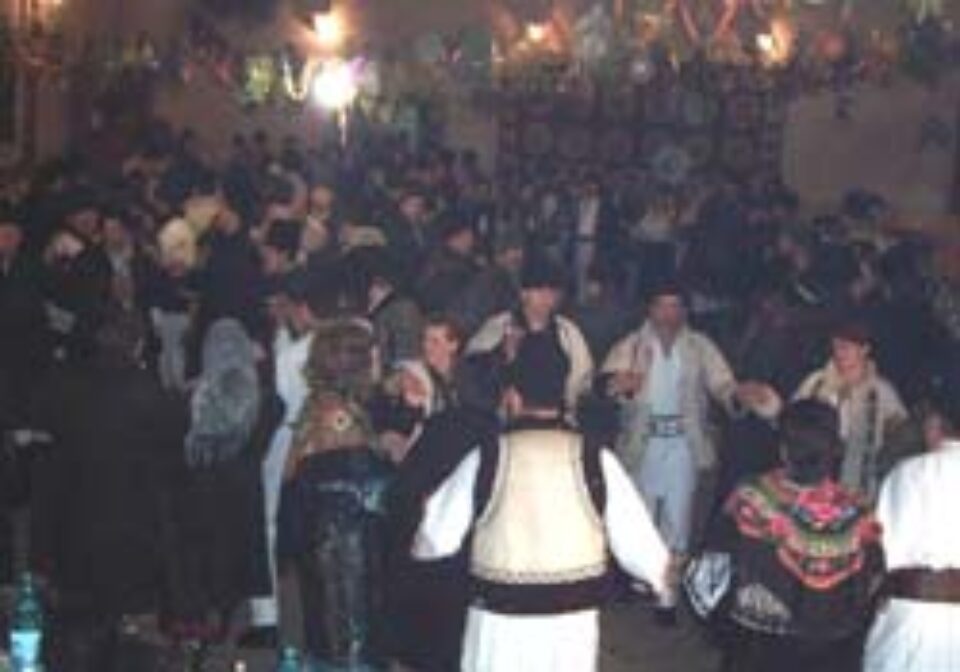 Tradiții reînviate la „Balul gospodarilor” de la Mănăstirea Humorului