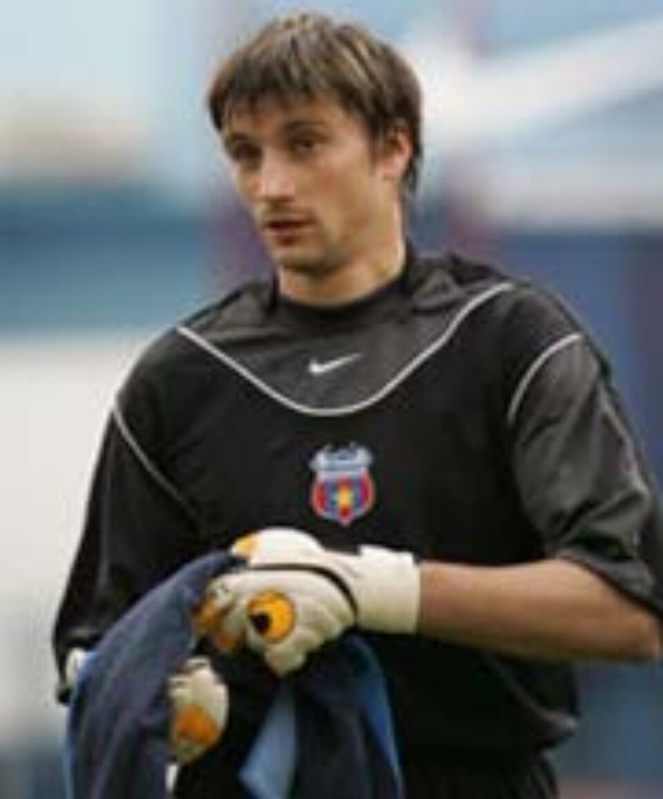 Hamutovski nu exclude varianta de a continua la Steaua Hamutovski nu exclude varianta de a continua la Steaua