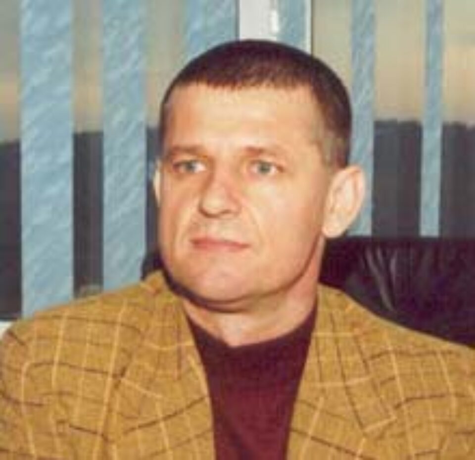 Severin Tcaciuc vrea să discute cu președintele Băsescu