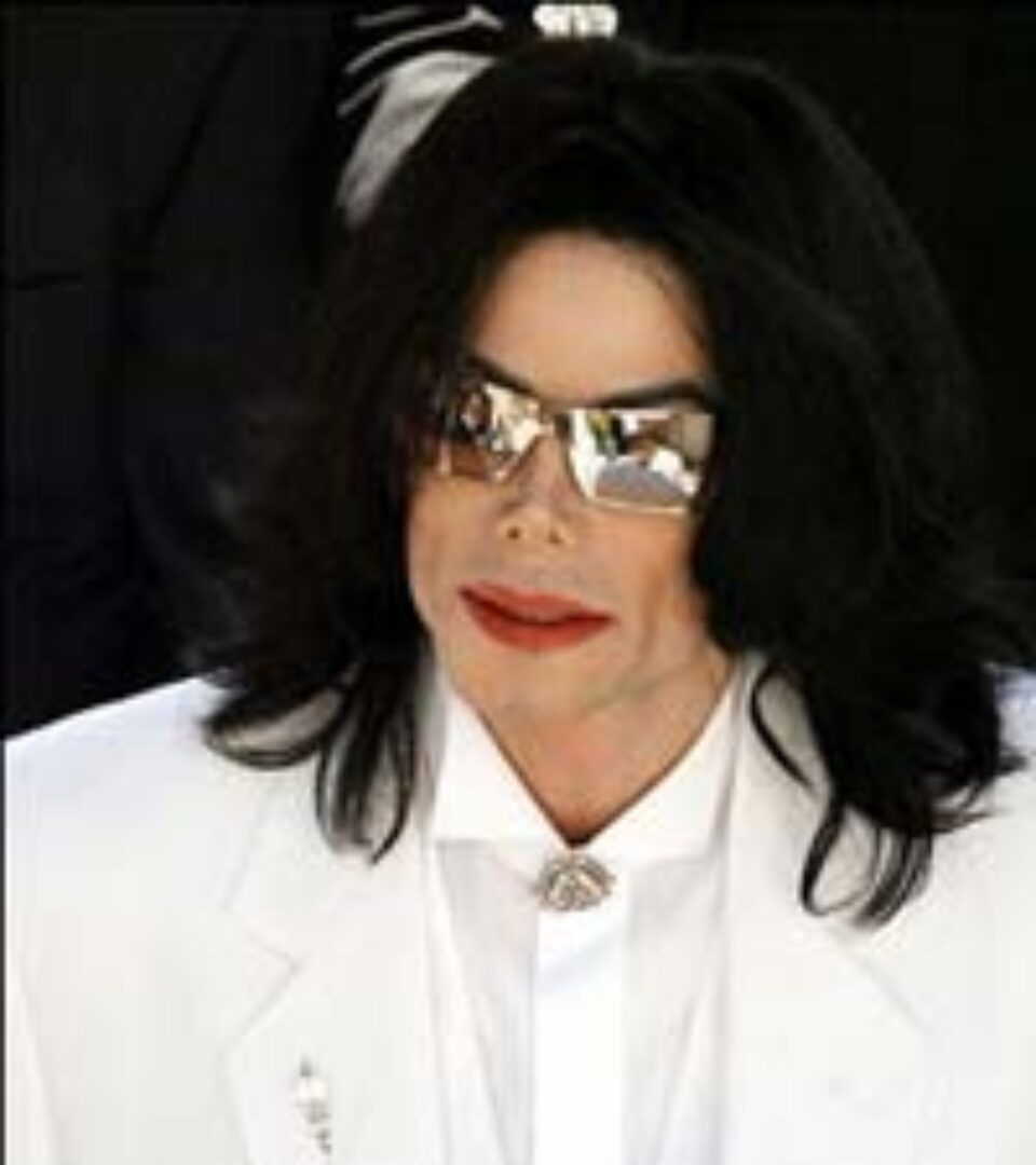 Michael Jackson riscă un nou proces privind molestarea unui minor Michael Jackson riscă un nou proces privind molestarea unui minor