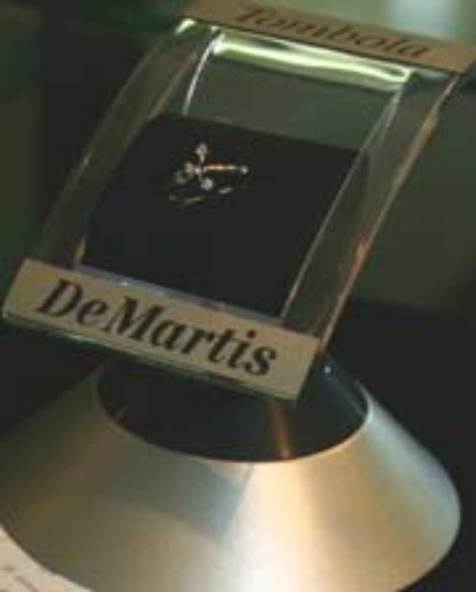 DeMartis și-a răsplătit clienții fideli DeMartis și-a răsplătit clienții fideli