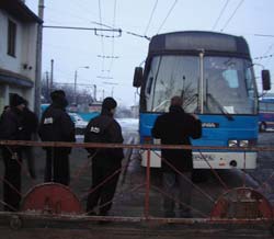 Primăria a obținut prin instanță dreptul de a folosi autobaza pentru TPL