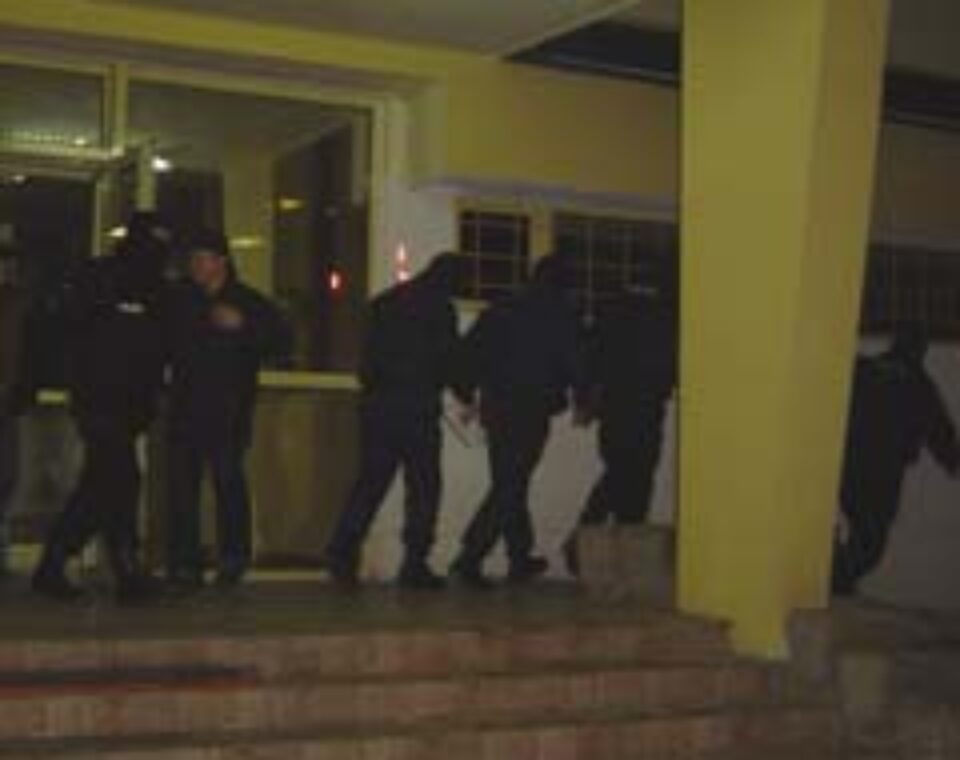 Dan Popovici, Alexandrovici și Țîrdea vor afla mâine dacă vor fi puși în libertate Dan Popovici, Alexandrovici și Țîrdea vor afla mâine dacă vor fi puși în libertate