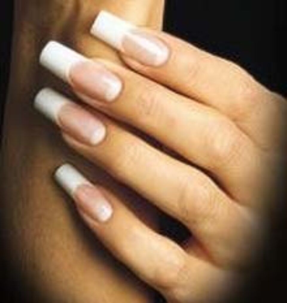 Opere de artă pe unghii