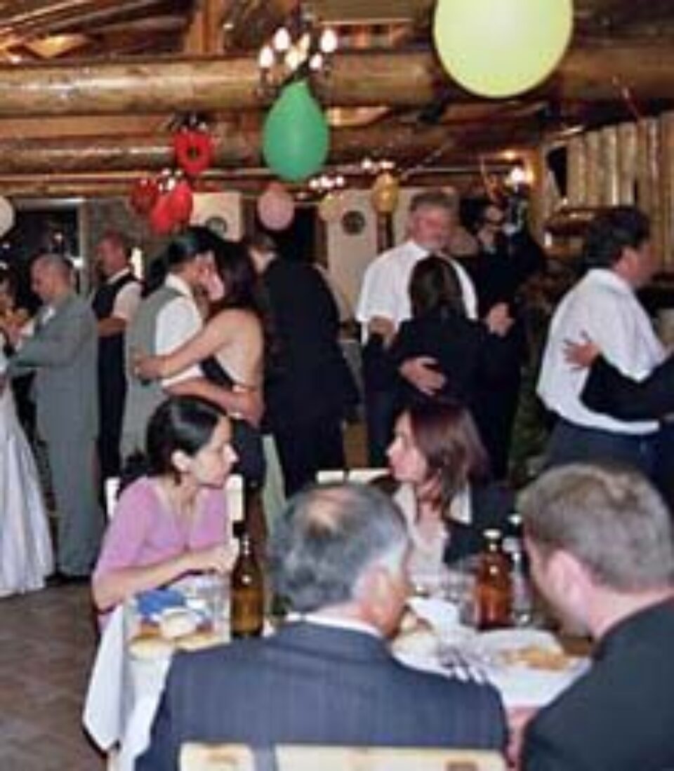 Taxă pe muzica de la nunți