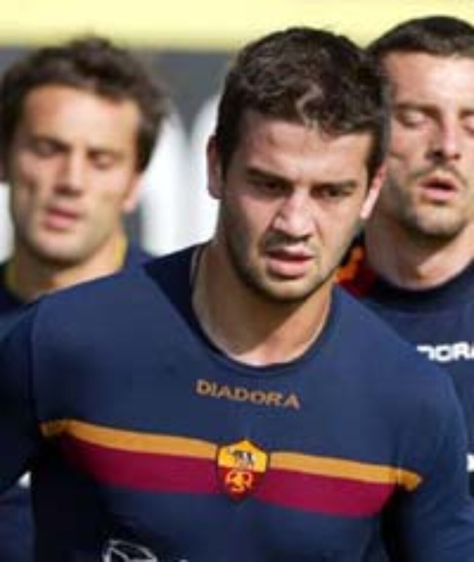 Chivu printre cei mai buni fundași ai etapei în Serie A Chivu printre cei mai buni fundași ai etapei în Serie A