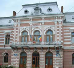 Apa potabilă din Fălticeni s-a scumpit cu aproape 50%