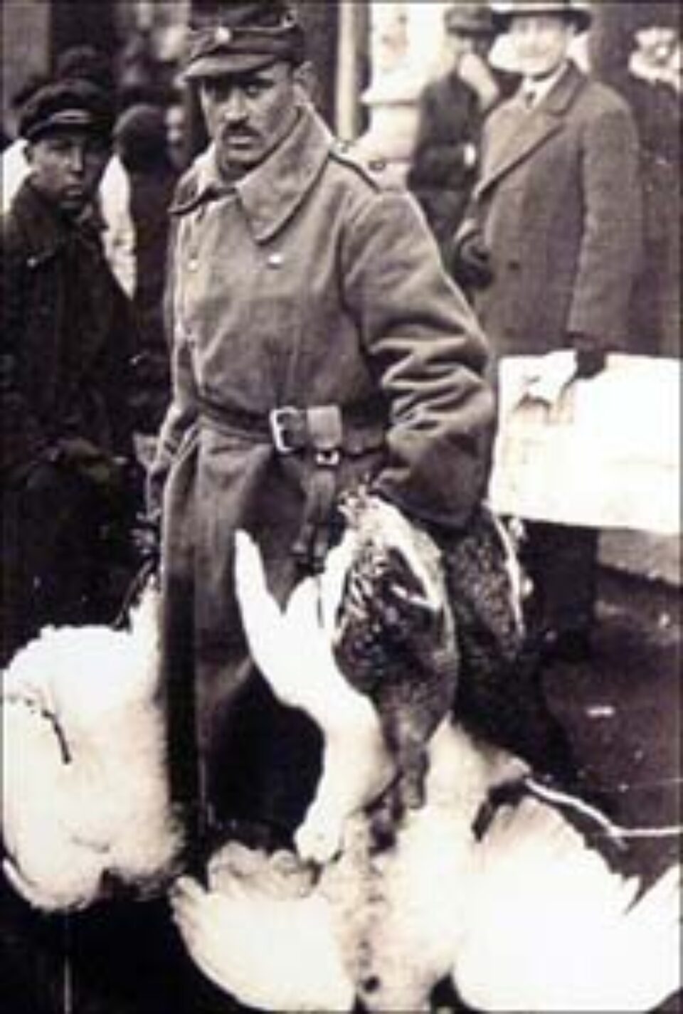 Iosif Berman sau viața în alb și negru a “omului cu o mie de ochi”