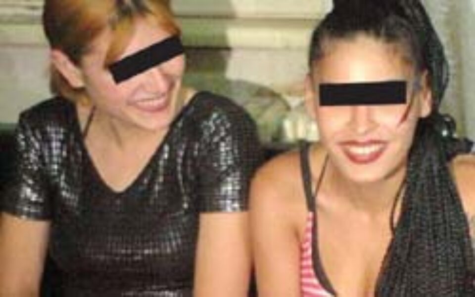 Fete de la țară, prostituate de oraș