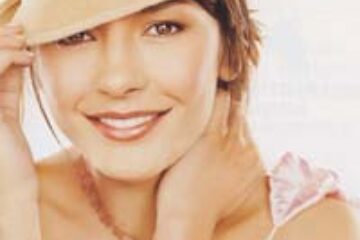 Actriţa Catherine Zeta-Jones s-a folosit de „magica” supă de varză pentru a scăpa de kilogramele în plus acumulate în urma sarcinii