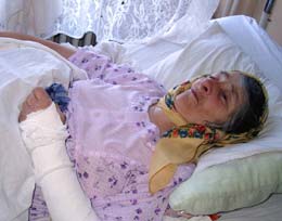 Nevăzătoare de 74 de ani maltrată de soț, la beție