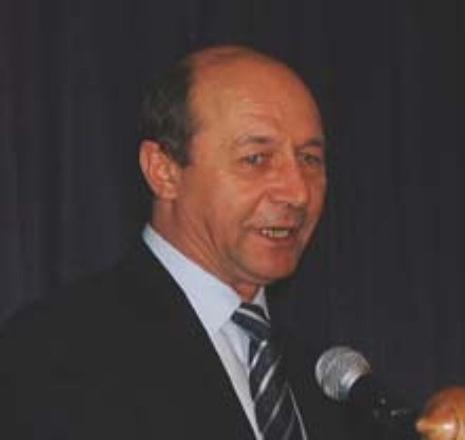 „După aderarea la UE, românii vor avea nevoie de cel puțin 10 ani pentru a ajunge la bunăstare” „După aderarea la UE, românii vor avea nevoie de cel puțin 10 ani pentru a ajunge la bunăstare”