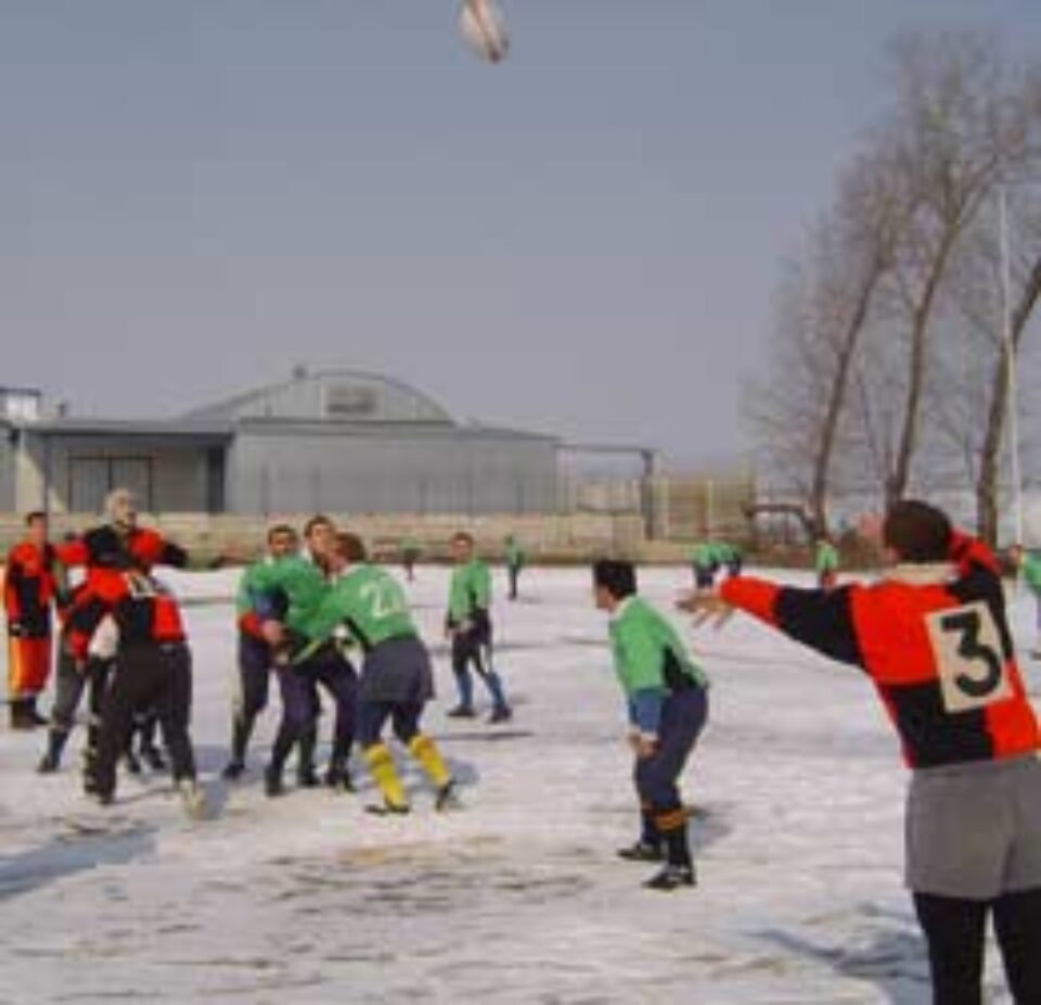 Trei sportivi humoreni cu șanse să ajungă la mondialele de rugby din Dubai Trei sportivi humoreni cu șanse să ajungă la mondialele de rugby din Dubai