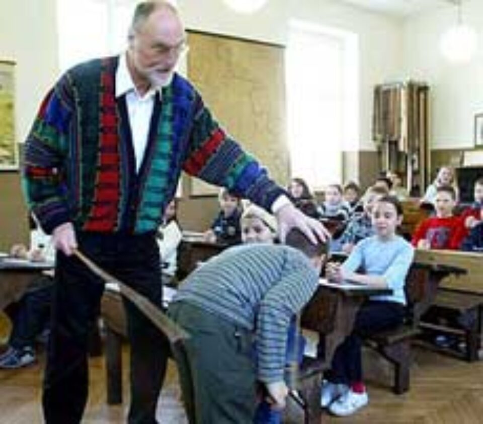 Din presa de altadata Din presa de altadata