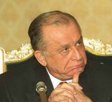 Iliescu: Cazul Năstase afectează imaginea PSD, partidul trebuie să fie solidar