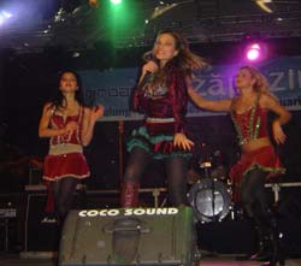 Mii de oameni au participat la Serbările Zăpezii