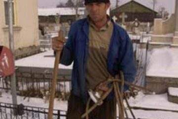 Gropi săpate cu șpițul și barosul