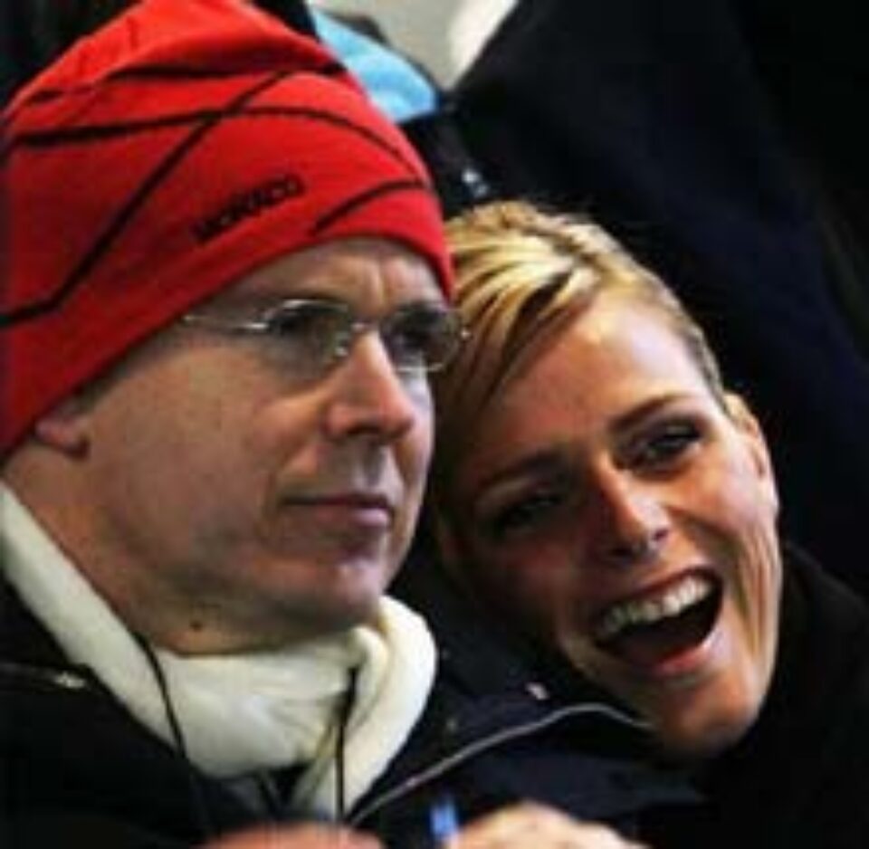 Albert de Monaco alături de înotătoarea Charlene Wittstock la JO