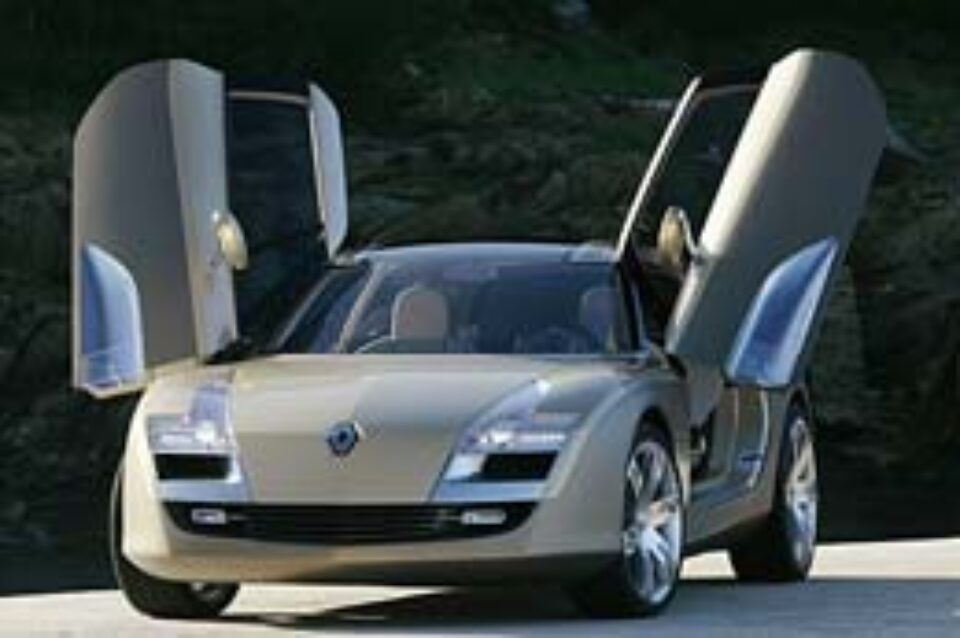 Renault Altica- breakul cu "aripi de fluture"
