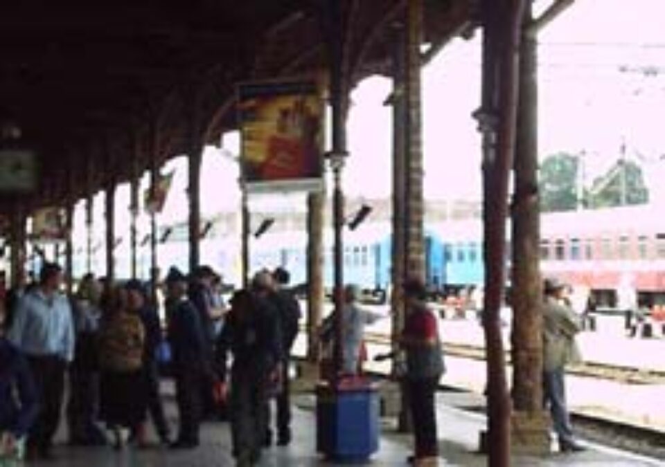 Elevă schilodită de tren, în gara Ițcani Elevă schilodită de tren, în gara Ițcani