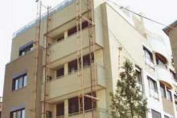 Percheziție de patru ore în Zambaccian, în apartamentul lui Andrei Năstase