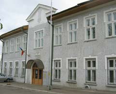 Profesori de la Liceul de Arte, luați în colimatorul IȘJ pentru obligarea elevilor să facă meditații