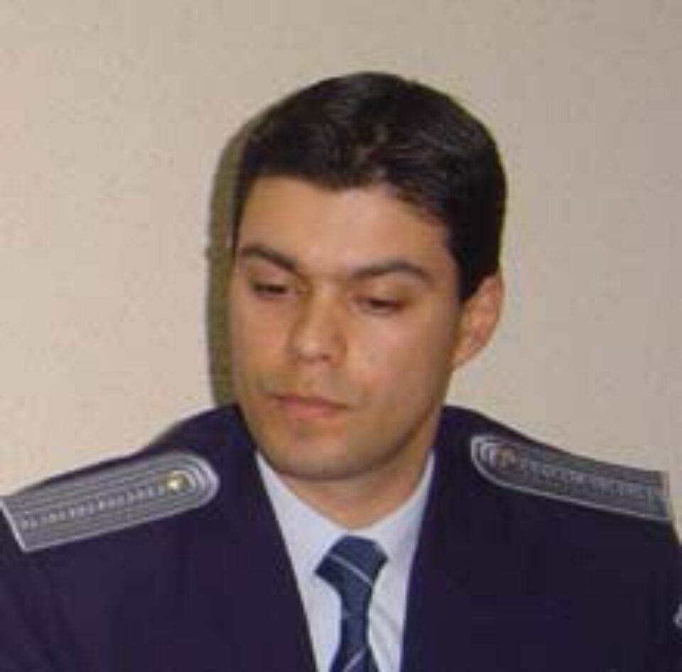 Alin Botezatu: „Vă rugăm să vă adresaţi Parchetului de pe lângă Curtea de Apel Suceava”