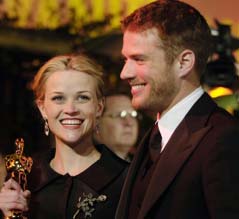 Reese Witherspoon şi soţul ei, Ryan Philippe