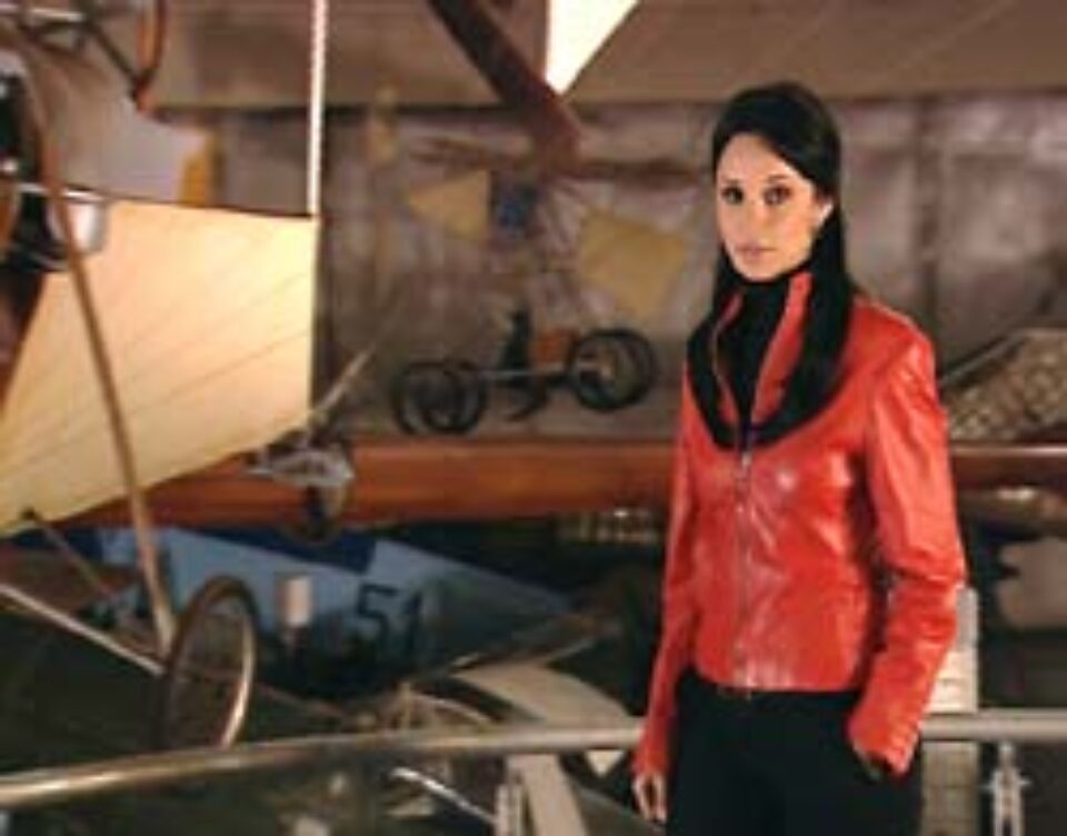 Andreea Marin Bănică, gazdă a seriei de succes DEZASTRE în AER pe National Geographic Channel