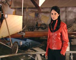 Andreea Marin Bănică, gazdă a seriei de succes DEZASTRE în AER pe National Geographic Channel