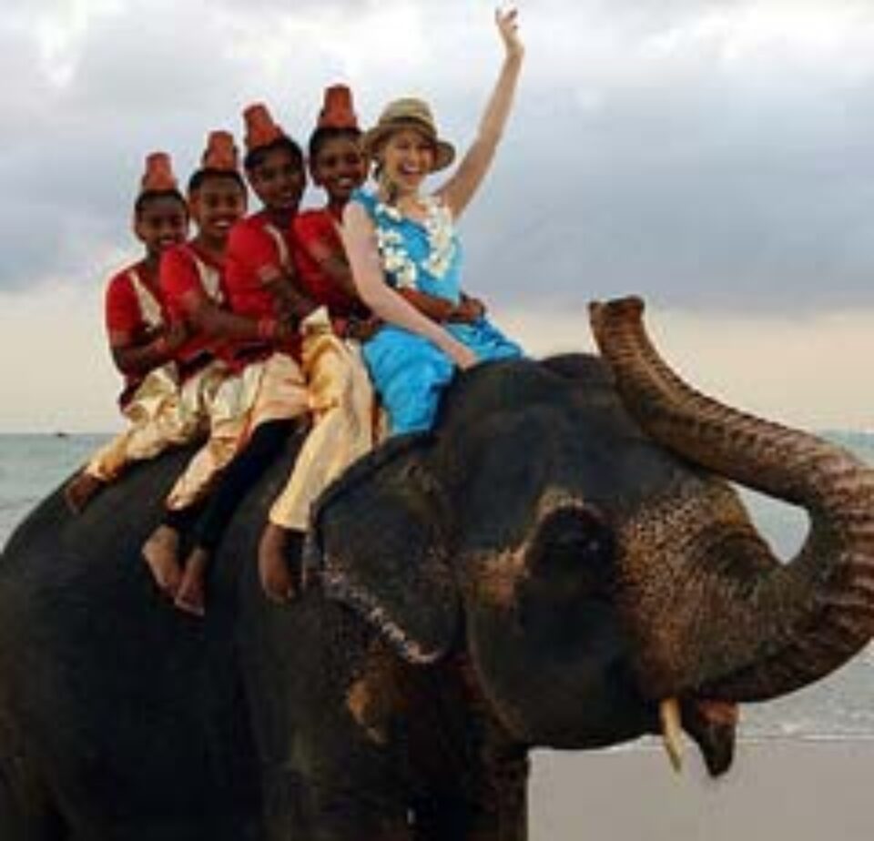 Kylie Minogue a făcut o vizită surpriză în Sri Lanka