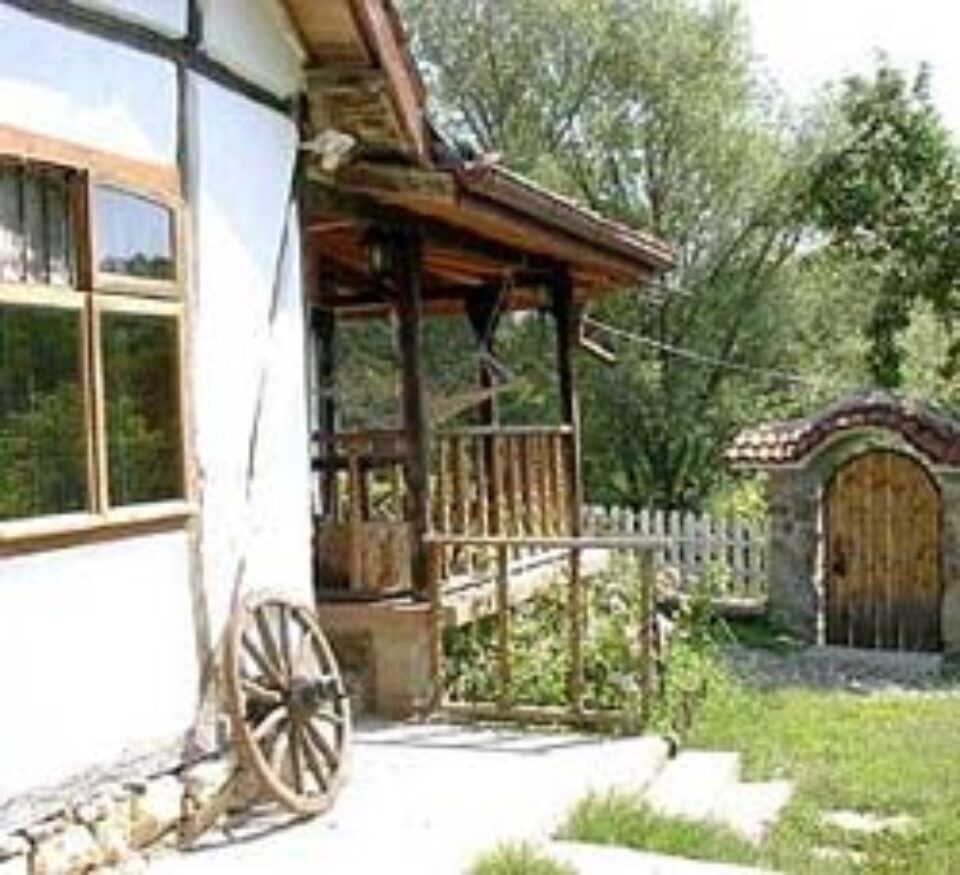 Din presa de altadata Din presa de altadata