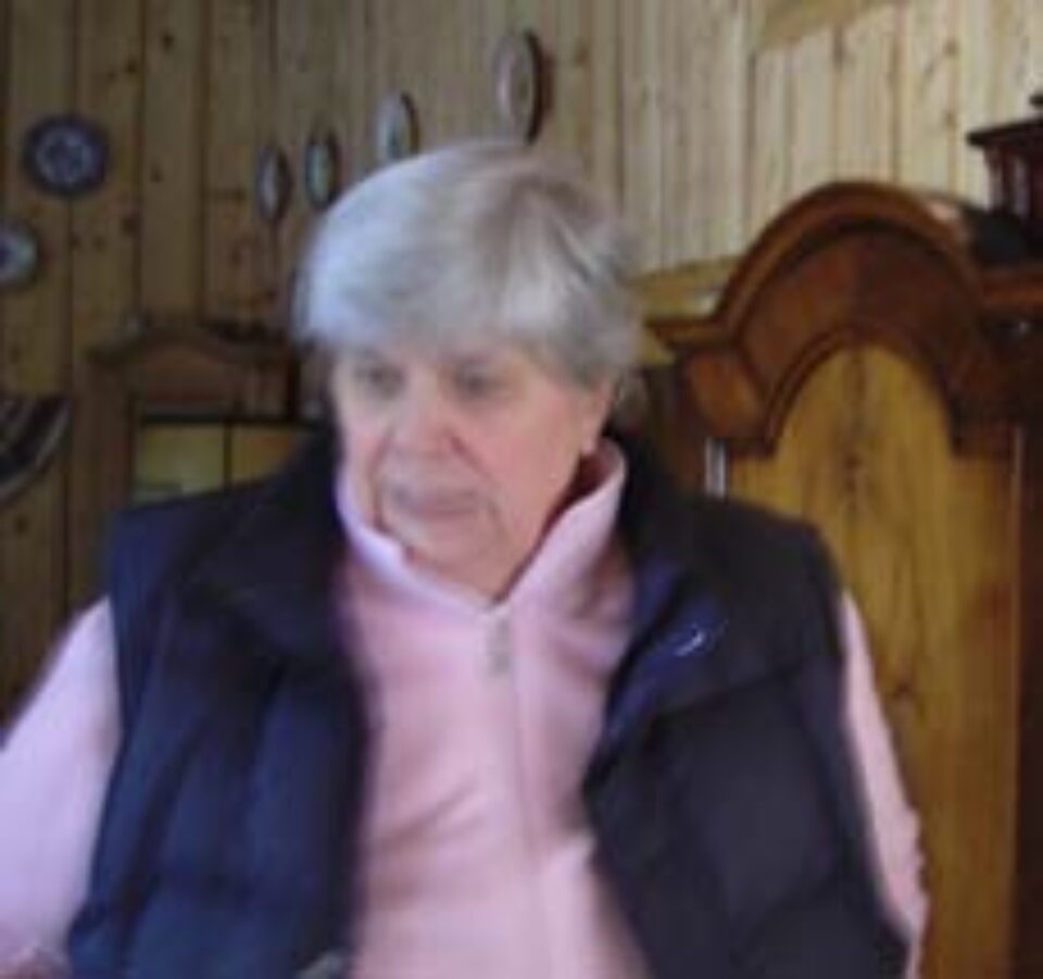 Președinta unei fundații de caritate din Moldovița a însoțit-o pe Nadia Comăneci la Olimpiada de la Montreal Președinta unei fundații de caritate din Moldovița a însoțit-o pe Nadia Comăneci la Olimpiada de la Montreal