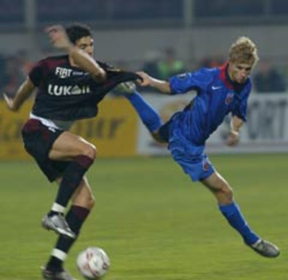 Steaua-Rapid, meciul șoc al sferturilor Cupei UEFA