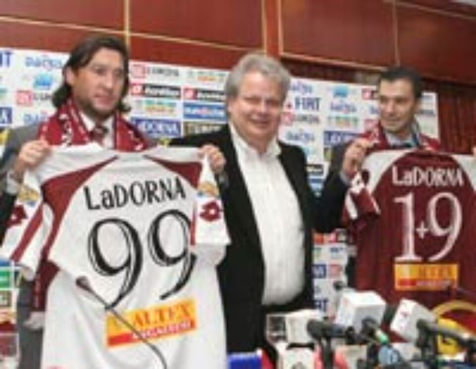 Moldovan şi Pancu speră să nu-l dezamăgească pe acţionarul Valvis Moldovan şi Pancu speră să nu-l dezamăgească pe acţionarul Valvis