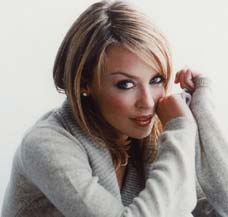 Kylie Minogue revine cu un nou album