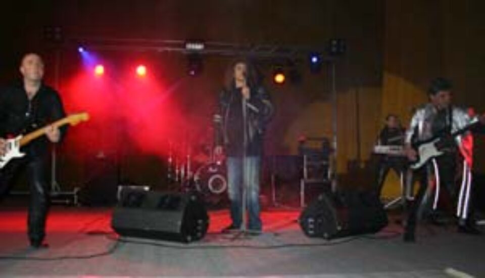 O sută cincizeci de minute de rock adevărat cu „IRIS”, la Suceava