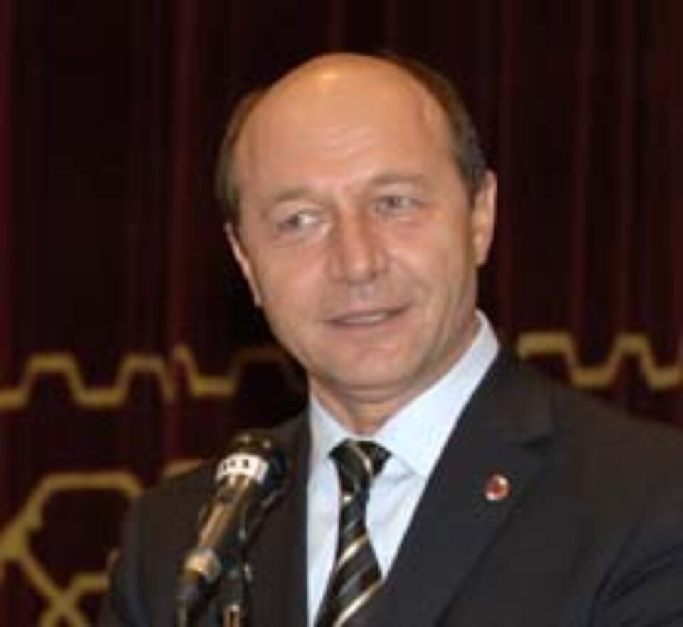 Băsescu: Ziariștii greșesc crezând că mai prezintă interes pentru instituții
