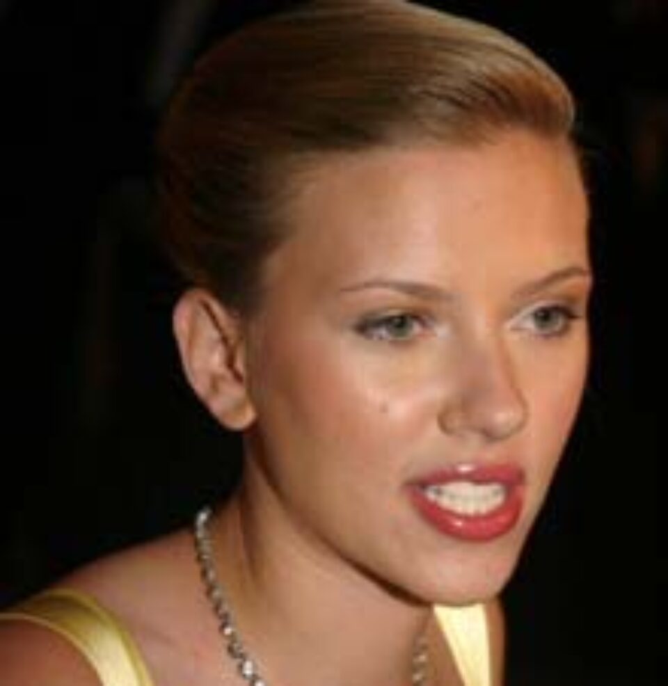 Scarlett Johansson - cea mai sexi femeie din lume Scarlett Johansson - cea mai sexi femeie din lume